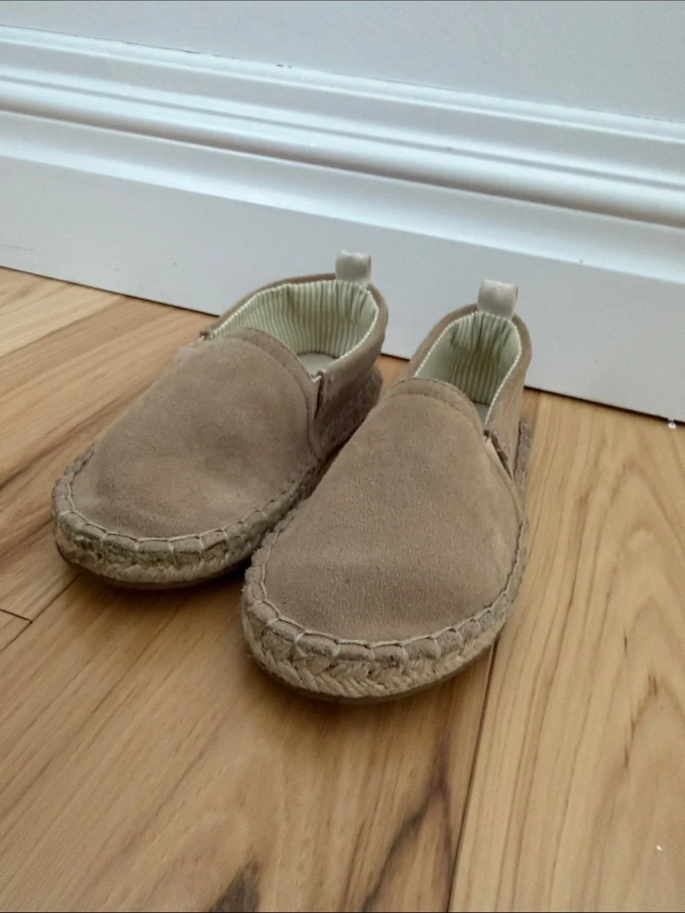 Zara Kids Beige Slip-On Espadrille Moccasins Size 26 (9.5 Toddler)